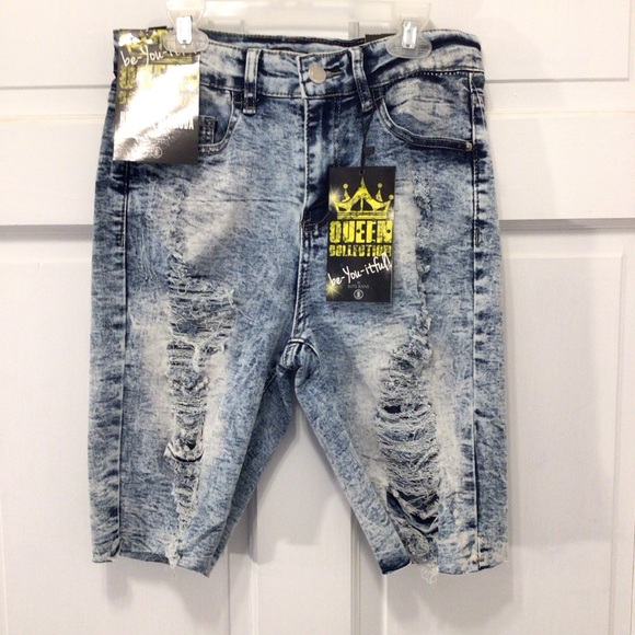 Elite Jeans Queen Collection High Rise Distressed Denim Bermuda Shorts Size 9 - Picture 8 of 14